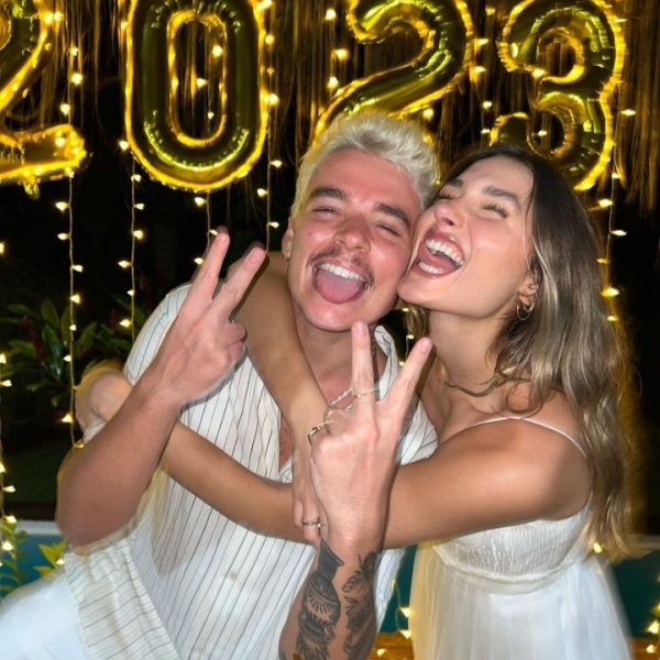 João Figueiredo e Sasha Meneghel curtiram a virada na Bahia