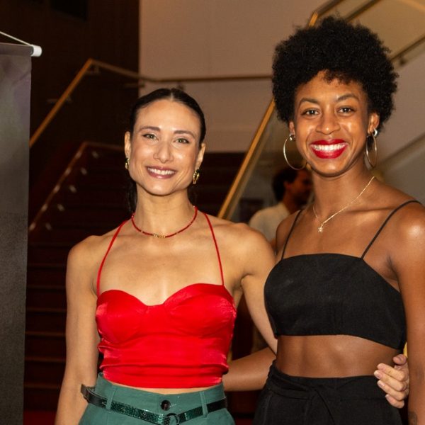 Alyne Mach e Isabela Coracy