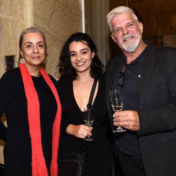 Fernanda Loureiro, Mila Fernandez e Raul Gazolla