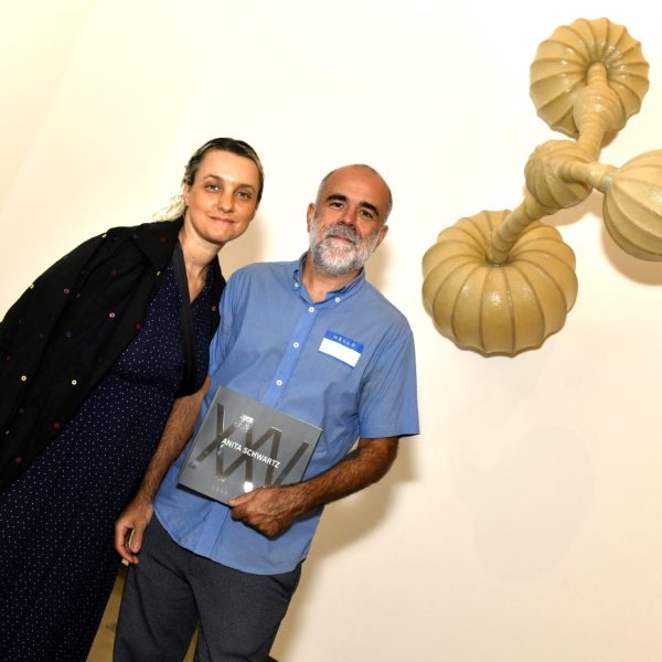 Deborah Engel e Siri
