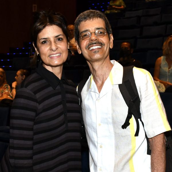Os irmãos Fernanda e Felipe Abreu
