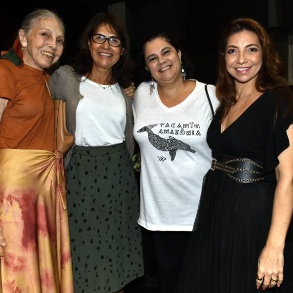 Marina Colassanti , Clarisse Derzié Luz , Bianca De Felippes e Alessandra Colassanti