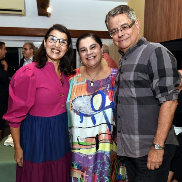 Danielle Barros , Bianca de Felippes e Flávio Marinho
