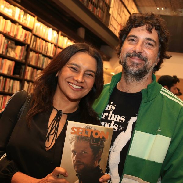 Dira Paes e Pablo Baião