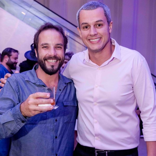 Elia Schramm e Rafa Gomes_