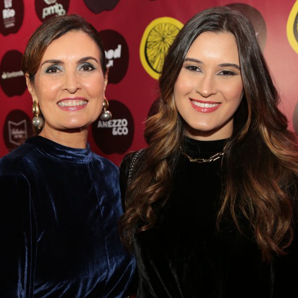 Fátima Bernardes e a filha Bia Bonemer