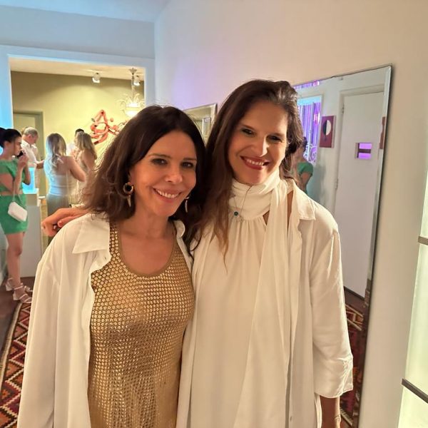 Lu Lacerda e Gisele Vitória