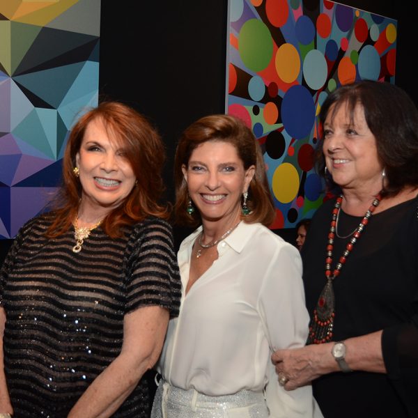 Jane Rose Klarnet, Kitty Assis e Mabel Arthou