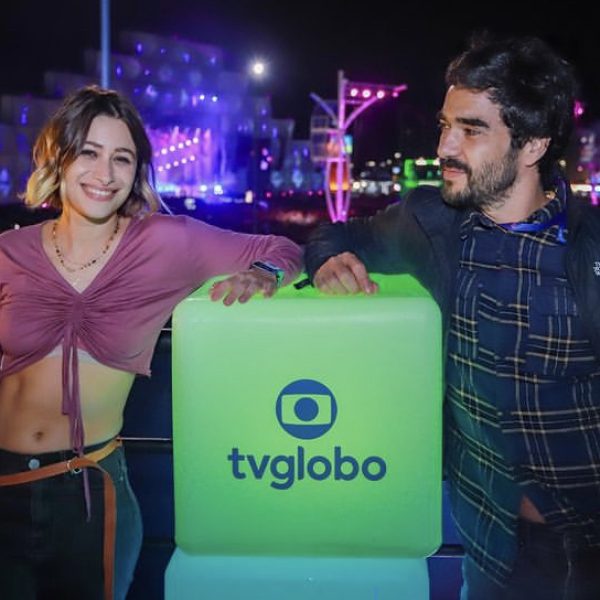 Luiza Arraes e Caio Blat