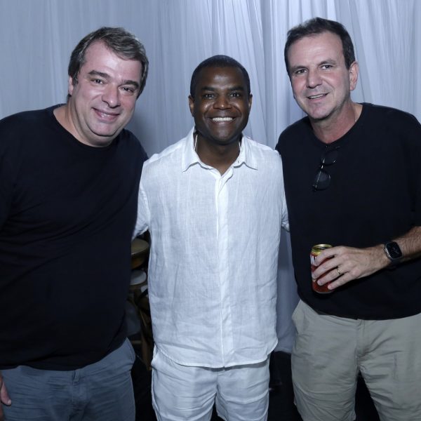 Guilherme Schleder, Pretinho da Serrinha e Eduardo Paes