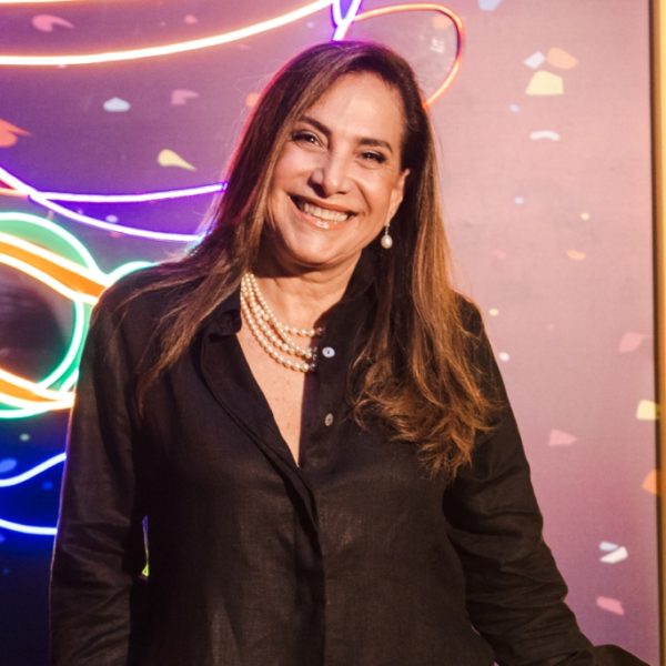 Totia Meireles