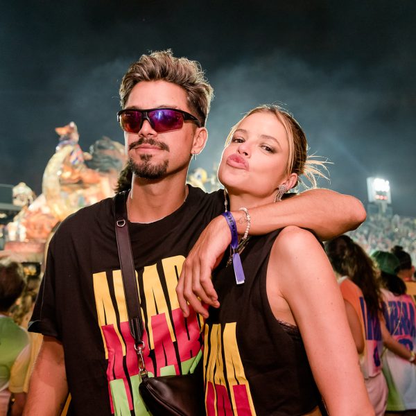 Rodrigo Simas e Agatha Moreira