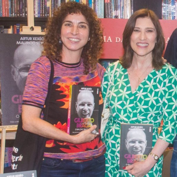 A novelista Rosane Svartman e a atriz Beth Goulart