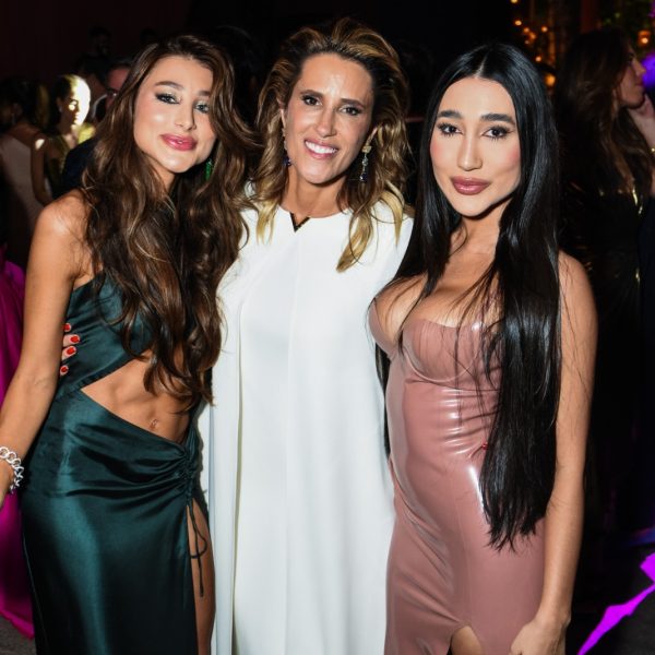 Esther Marques, Karlma Marques Felmanas e Bruna Marques